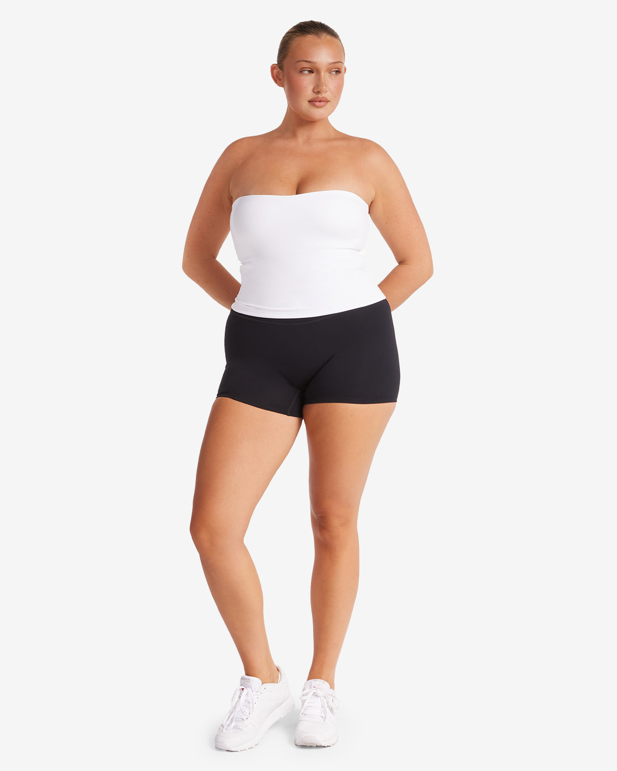 Serenity Scrunch Shorts 4" | Black