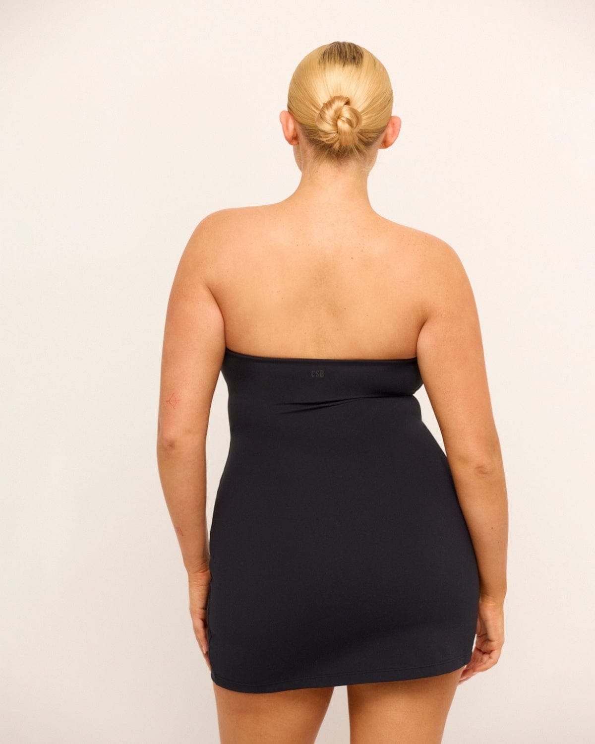 Form Strapless Mini Dress | Black