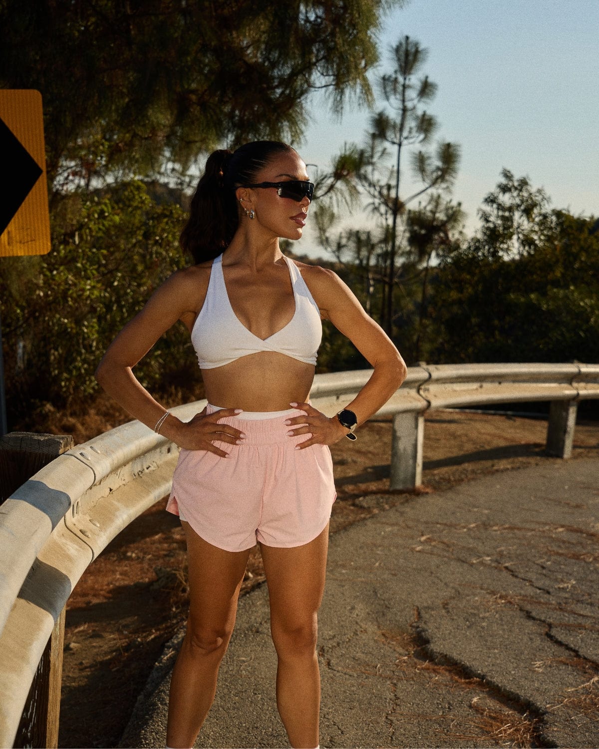 Serenity Sierra Crop | White