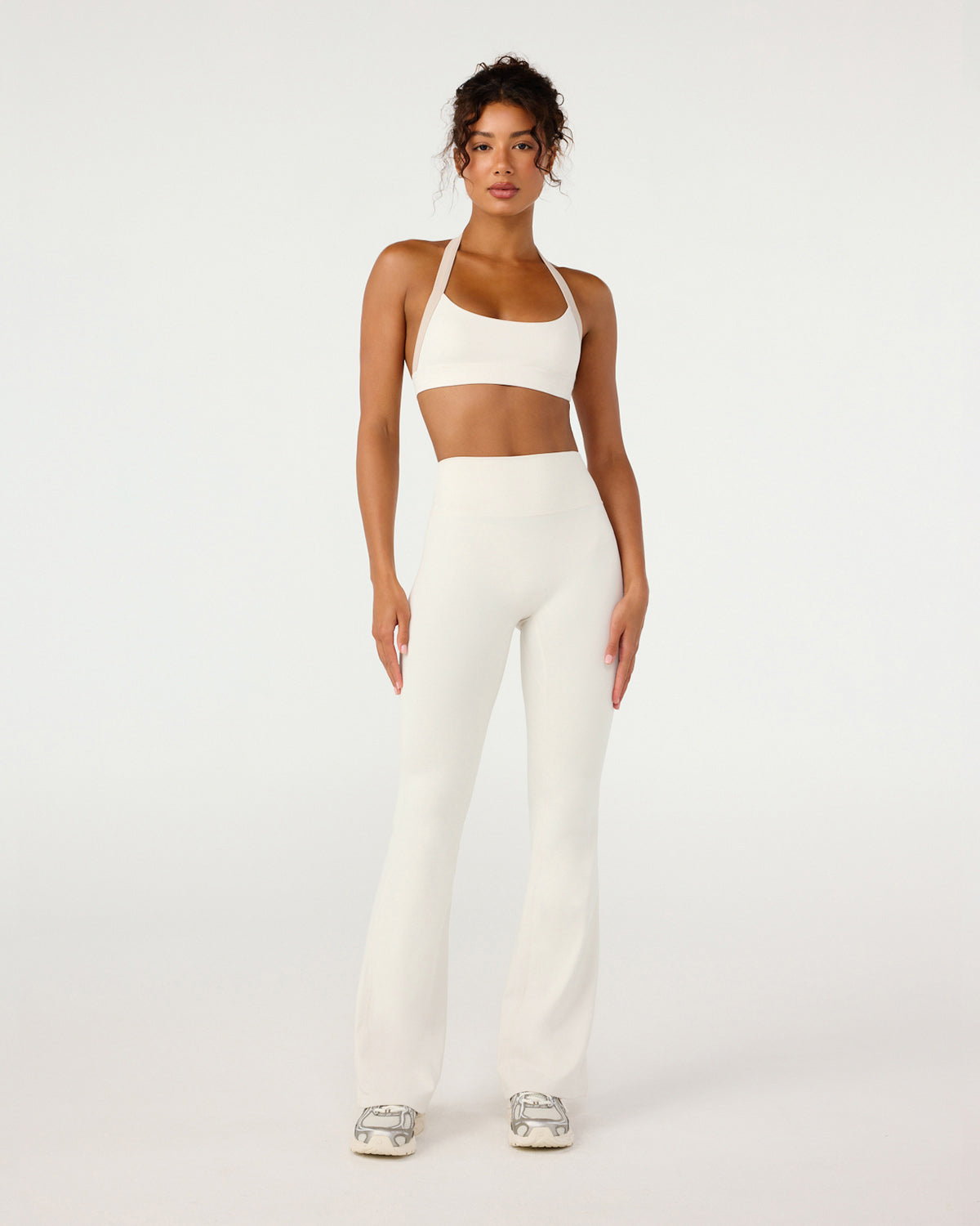 Form Invisible Scrunch Flare Leggings | Vanilla