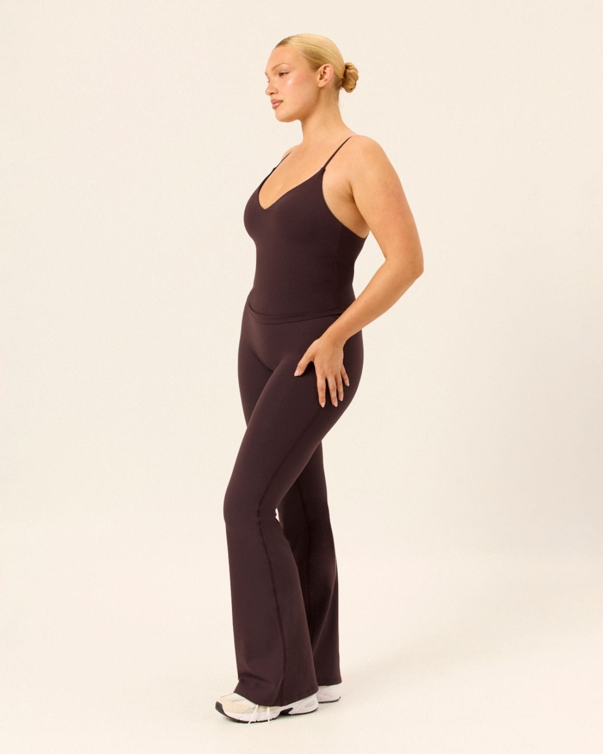 Form Invisible Scrunch Flare Leggings Tall | Espresso