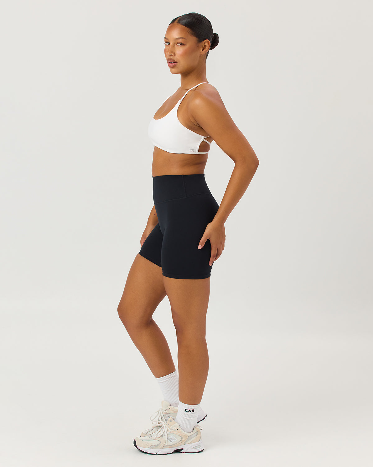 Serenity Shorts 6" | Black