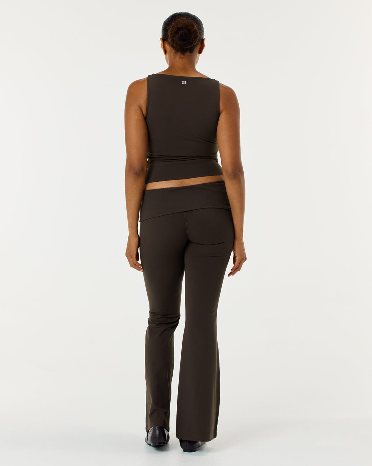 Form Invisible Scrunch Flare Fold Over Leggings | Dark Chocolate