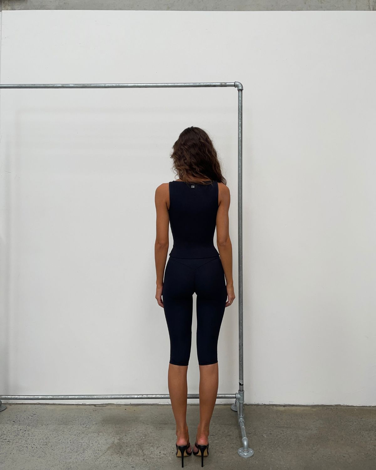 Form Scoop Tank | Black