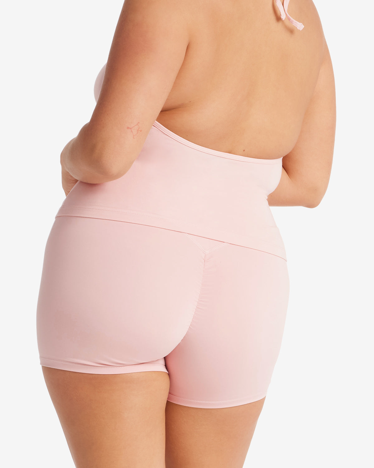 Serenity Scrunch Shorts 4" | Blush