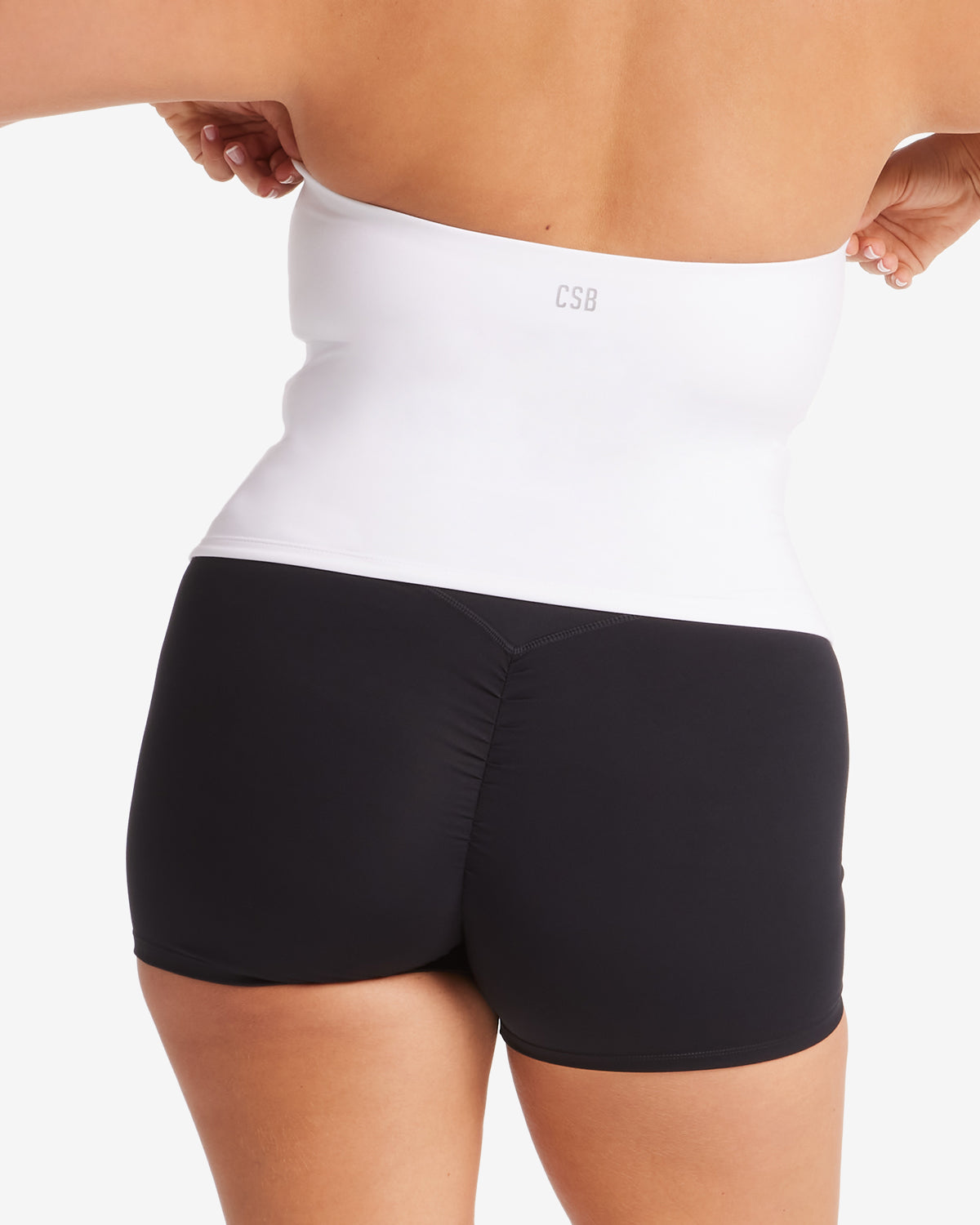 Serenity Scrunch Shorts 4" | Black