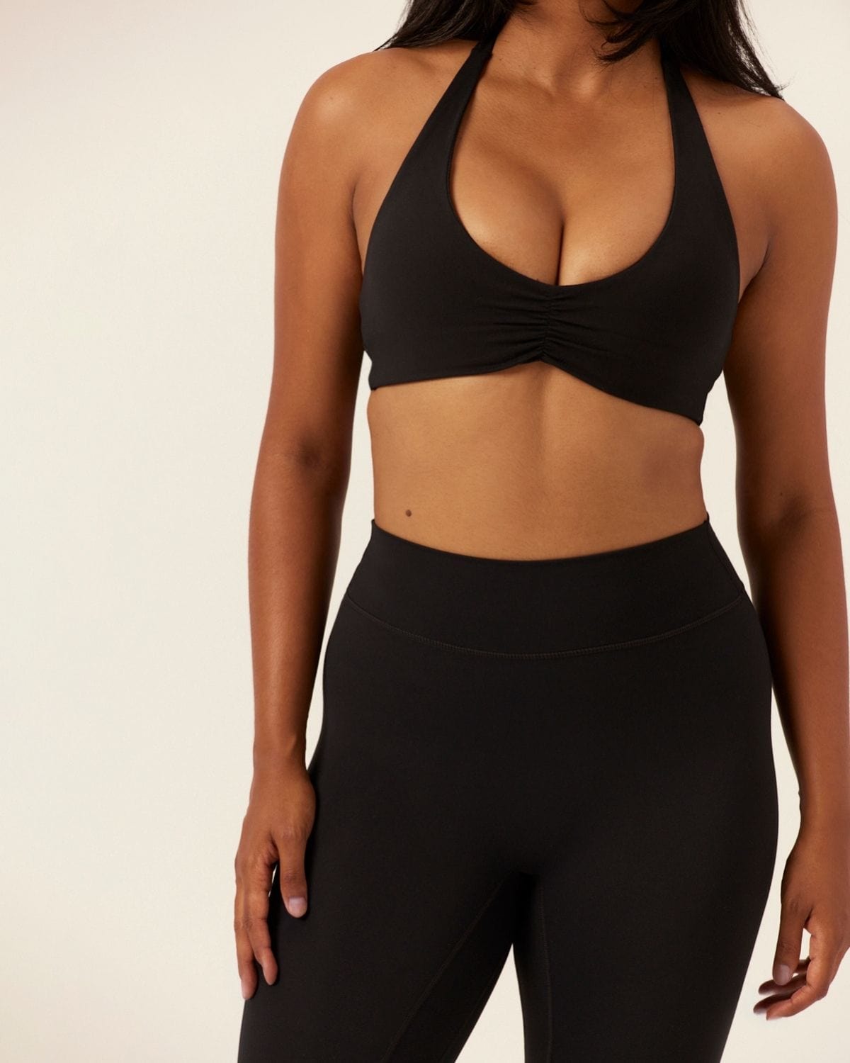 Form Clara Crop | Black