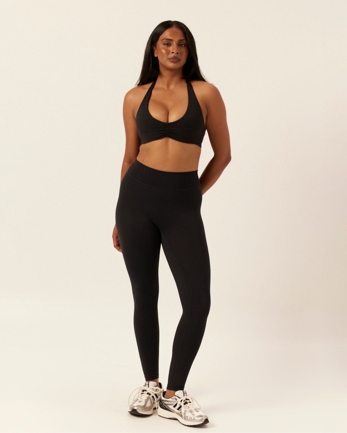 Form Clara Crop | Black