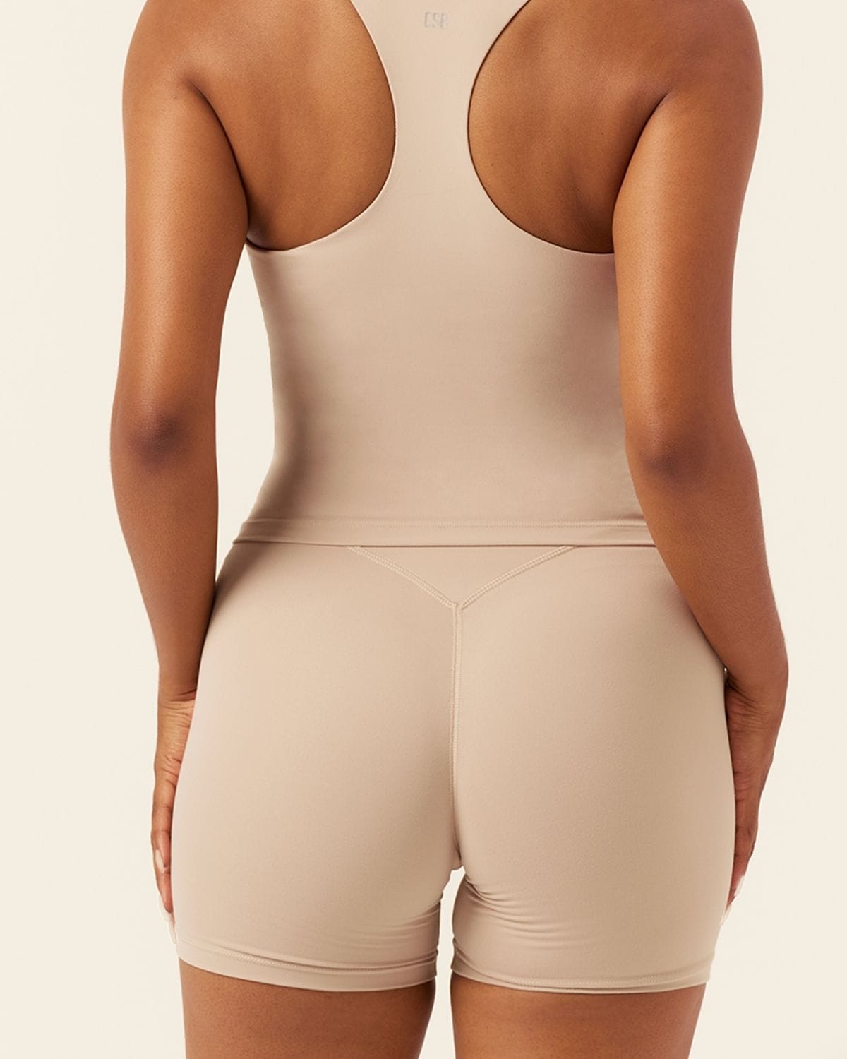 Form Invisible Scrunch Shorts 5" | Fawn