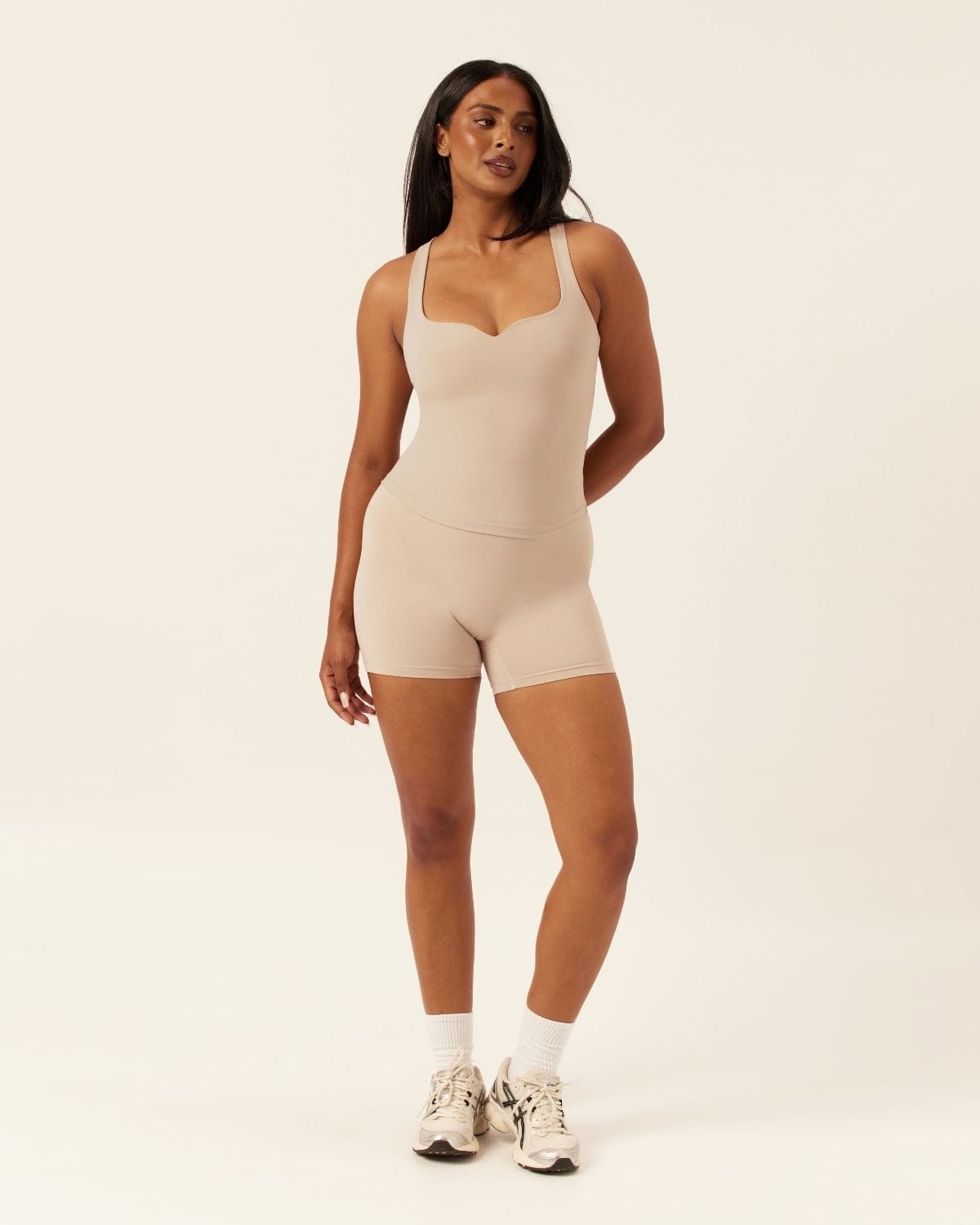 Form Invisible Scrunch Shorts 5" | Fawn