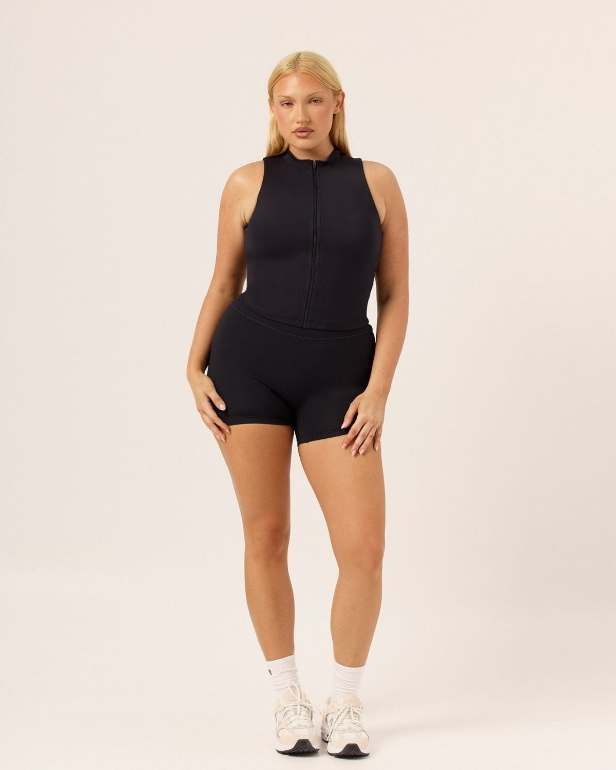 Serenity Active Zip Tank | Black