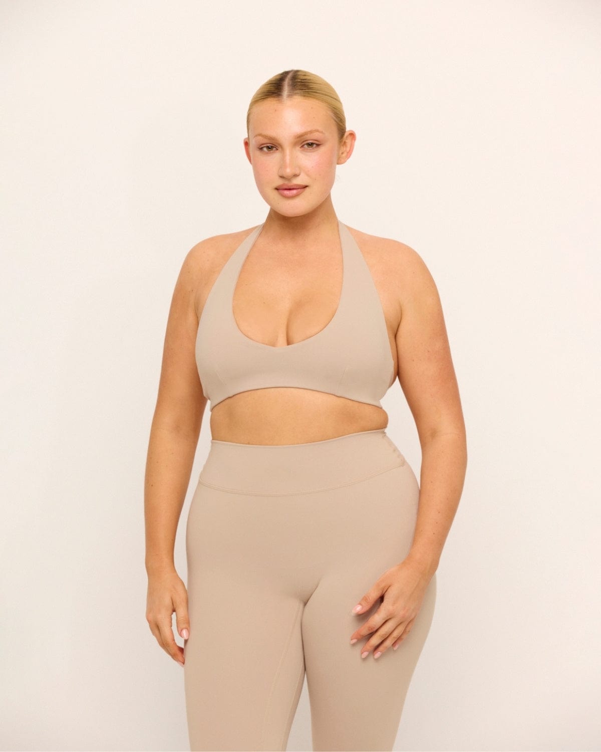 Form Halter Crop | Fawn