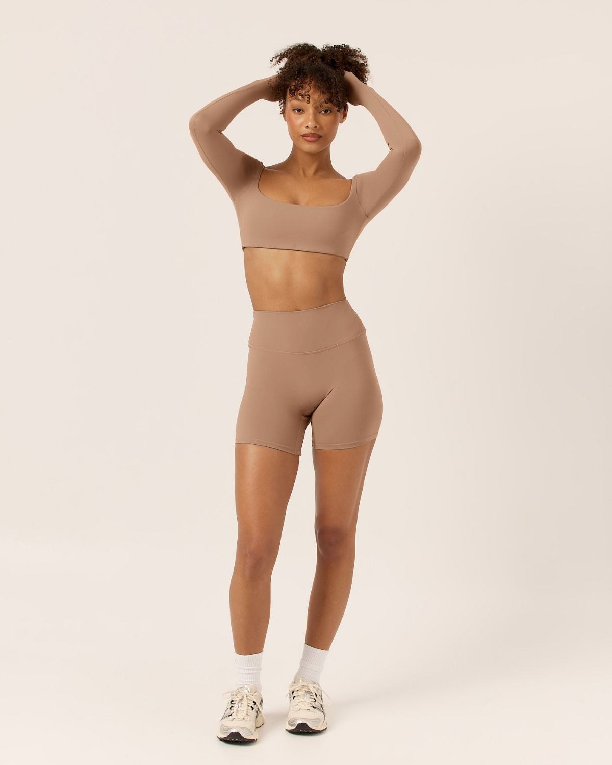 Freedom Scrunch Shorts 6" | Toffee