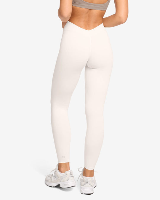 Form V Waist Leggings | Vanilla