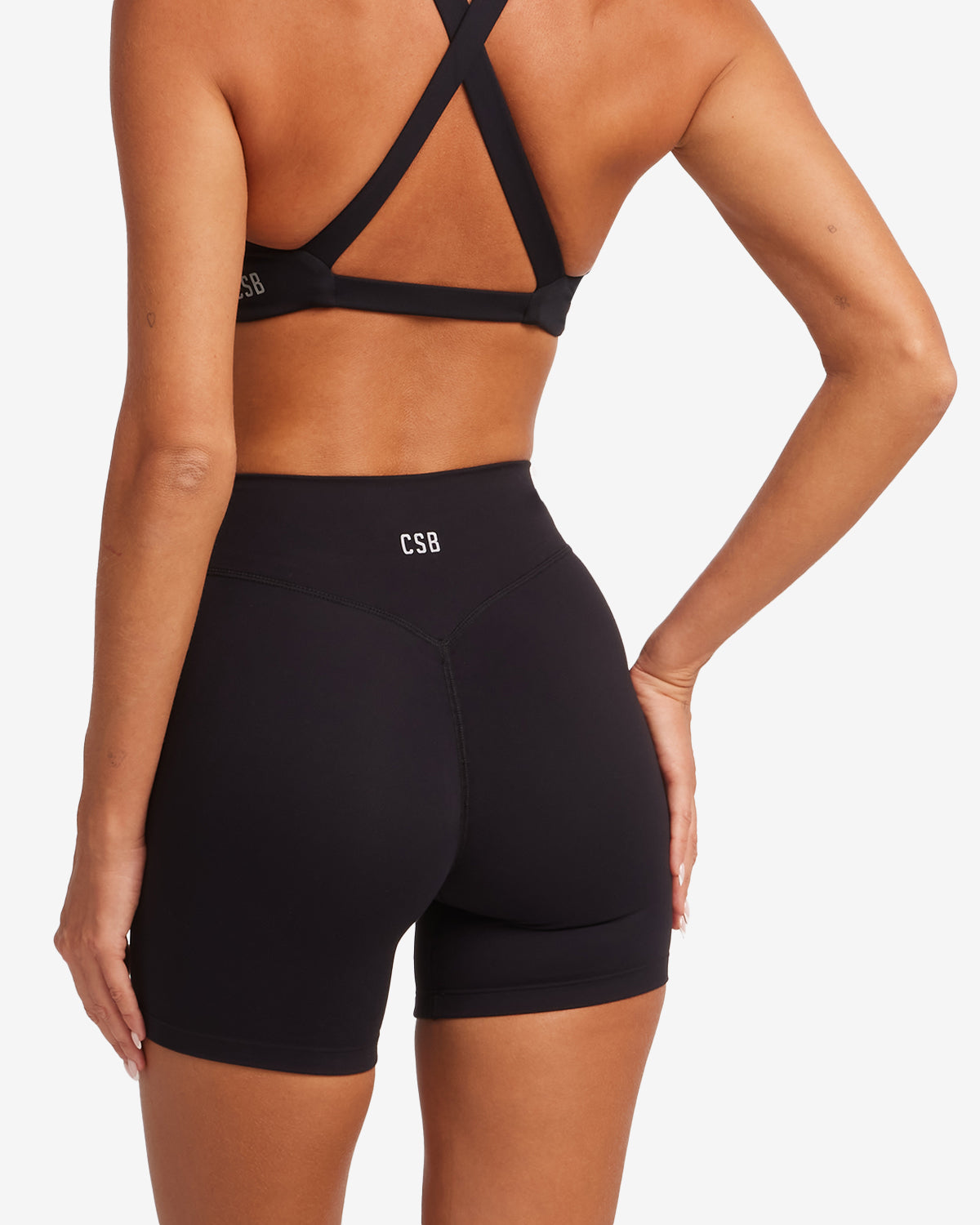 Form Invisible Scrunch Shorts 5" | Black