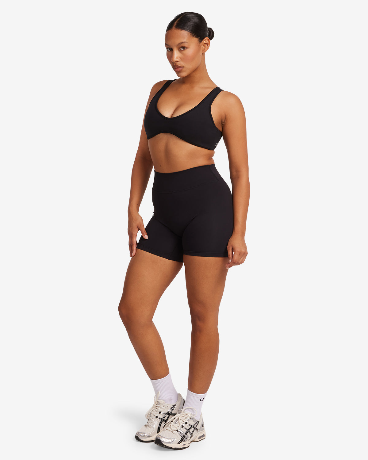 Form Invisible Scrunch Shorts 5" | Black