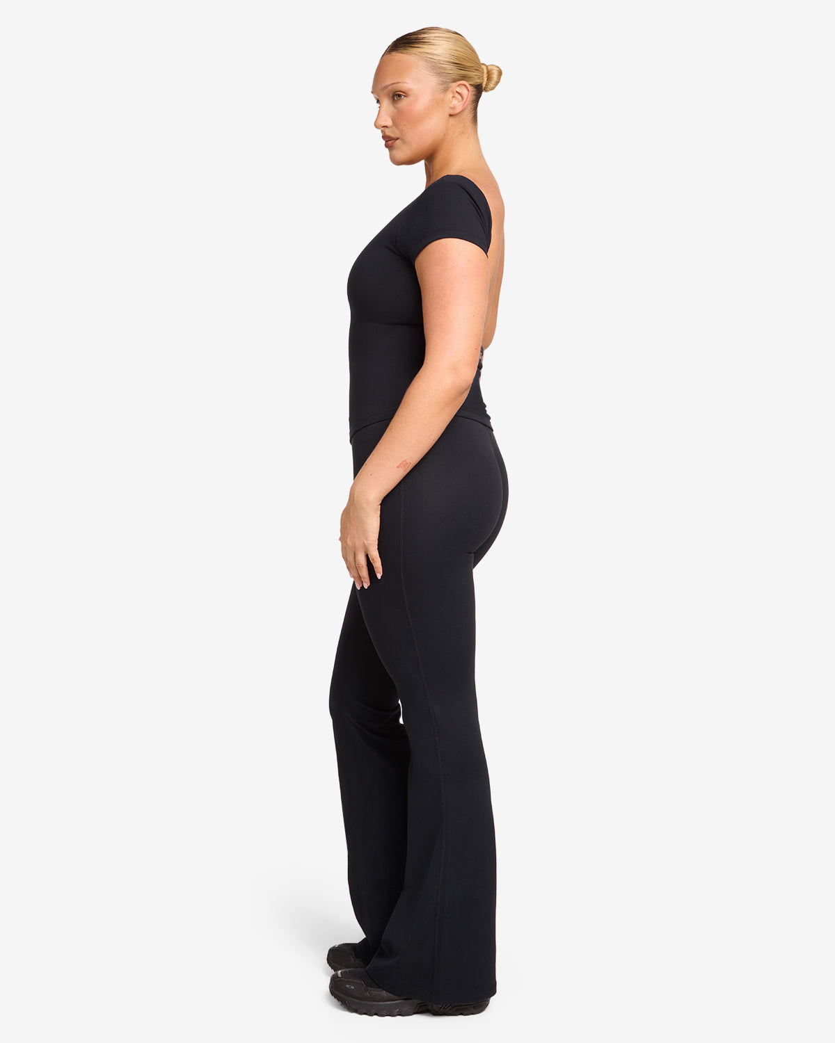 Form Invisible Scrunch Flare Leggings Tall | Black