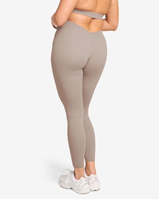 Form V Waist Leggings | Latte