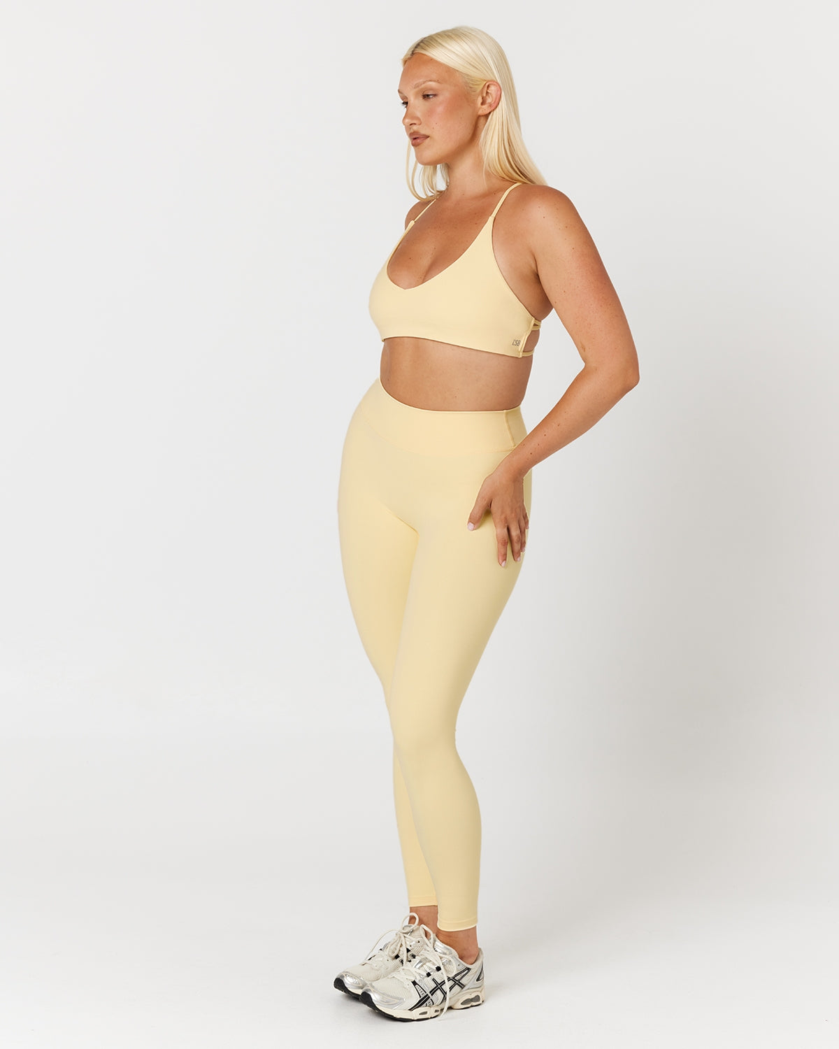 Form Invisible Scrunch Leggings | Butter