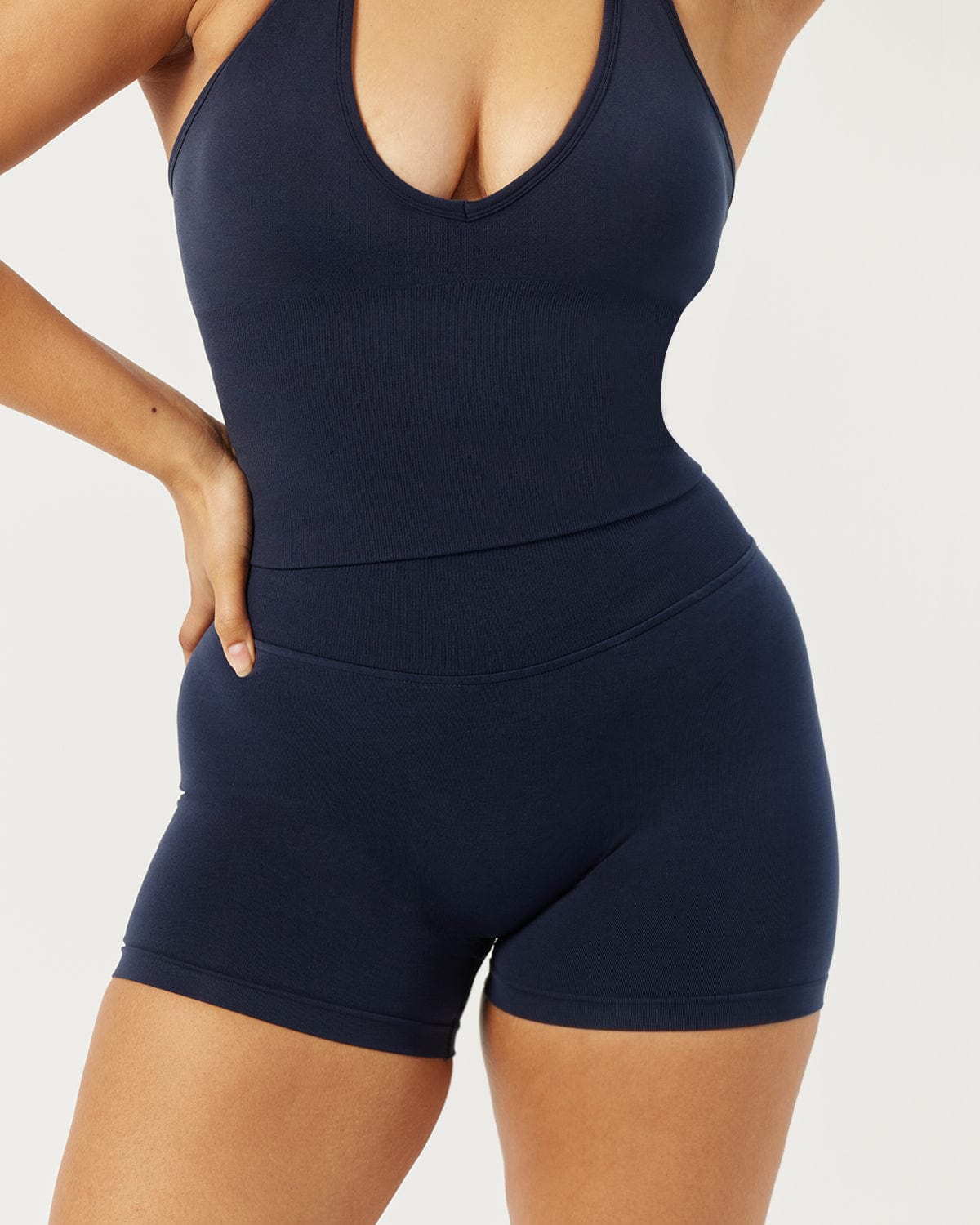 Seamless Invisible Scrunch Shorts 4" | Navy