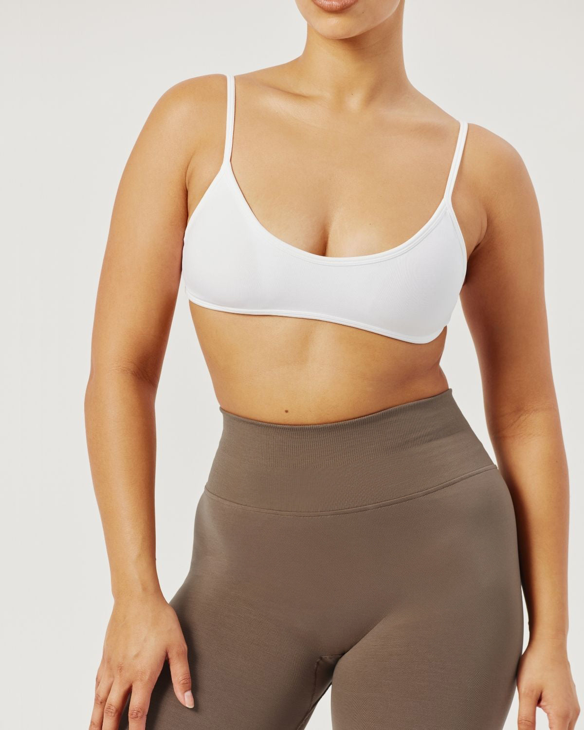 Seamless V Neck Crop | White