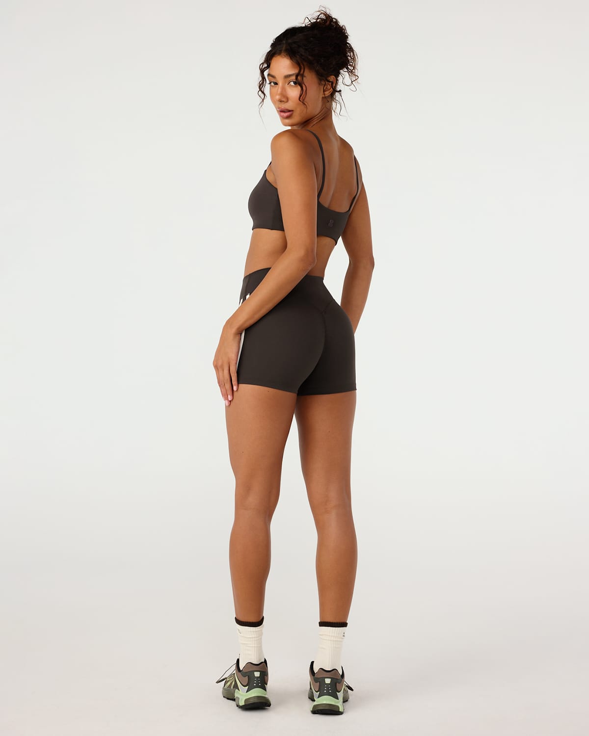 Form Invisible Scrunch Stripe Shorts 3" | Grounded Brown