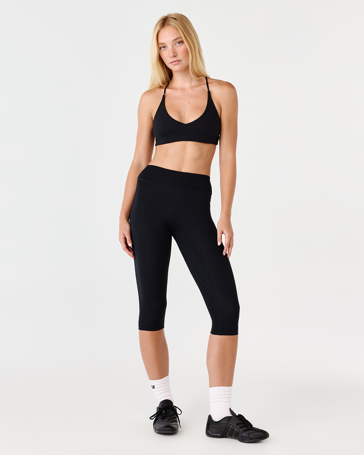 Form Invisible Scrunch Capri Leggings | Black