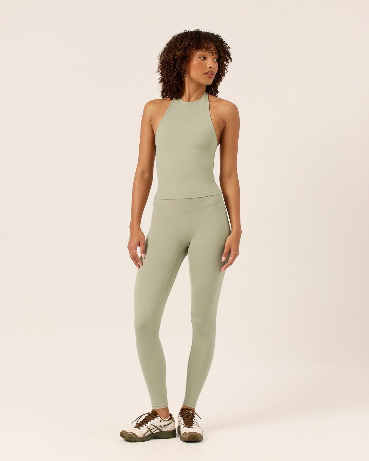Serenity Invisible Scrunch Leggings | Sage