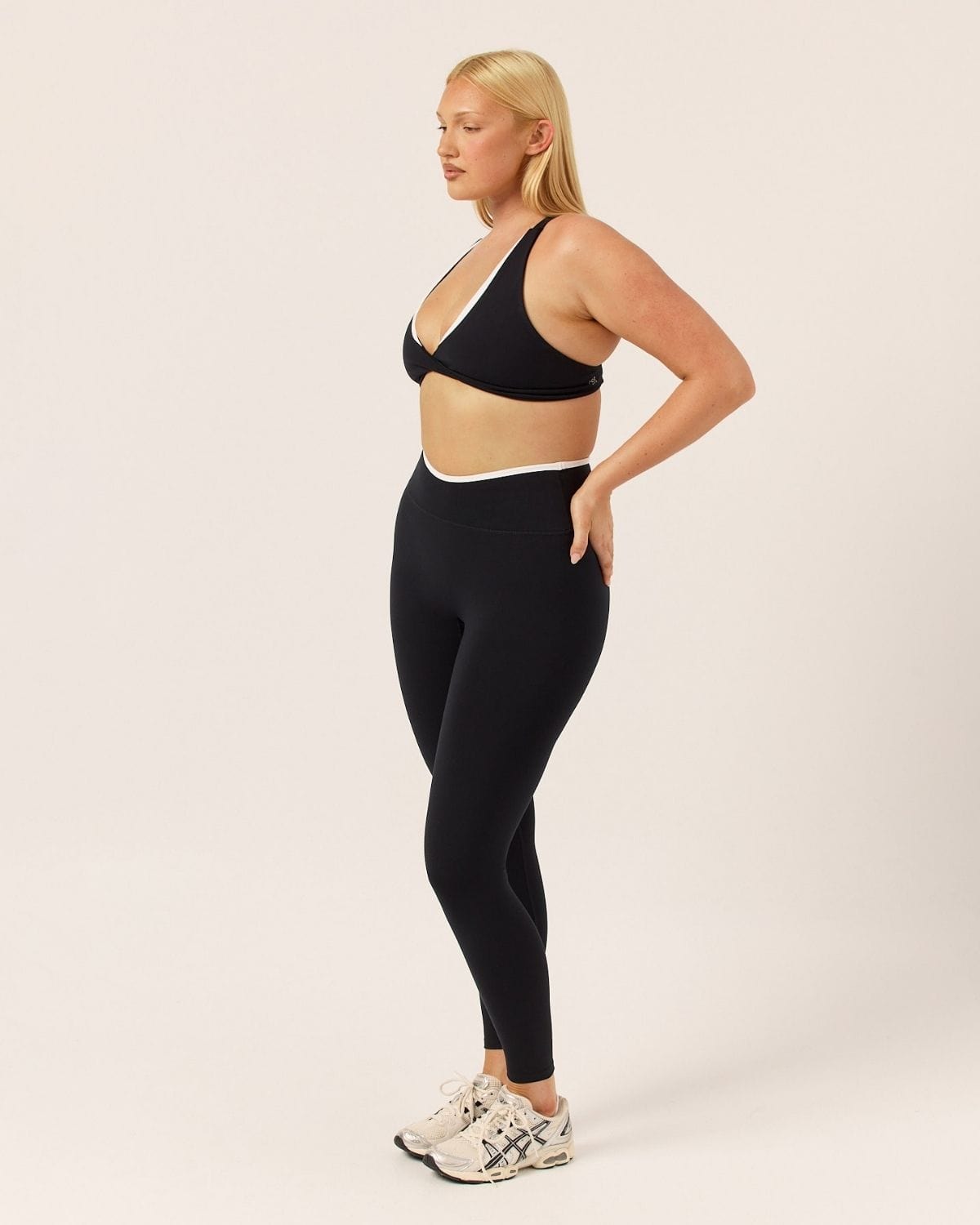 Serenity Dip Leggings | Two Tone