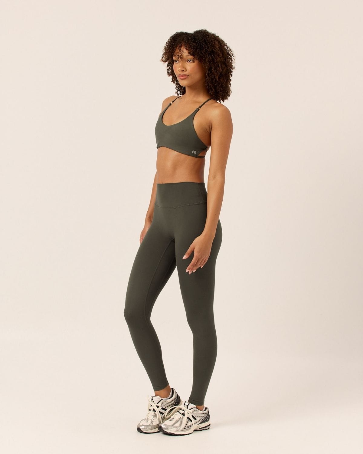 Serenity Invisible Scrunch Leggings | Deep Olive