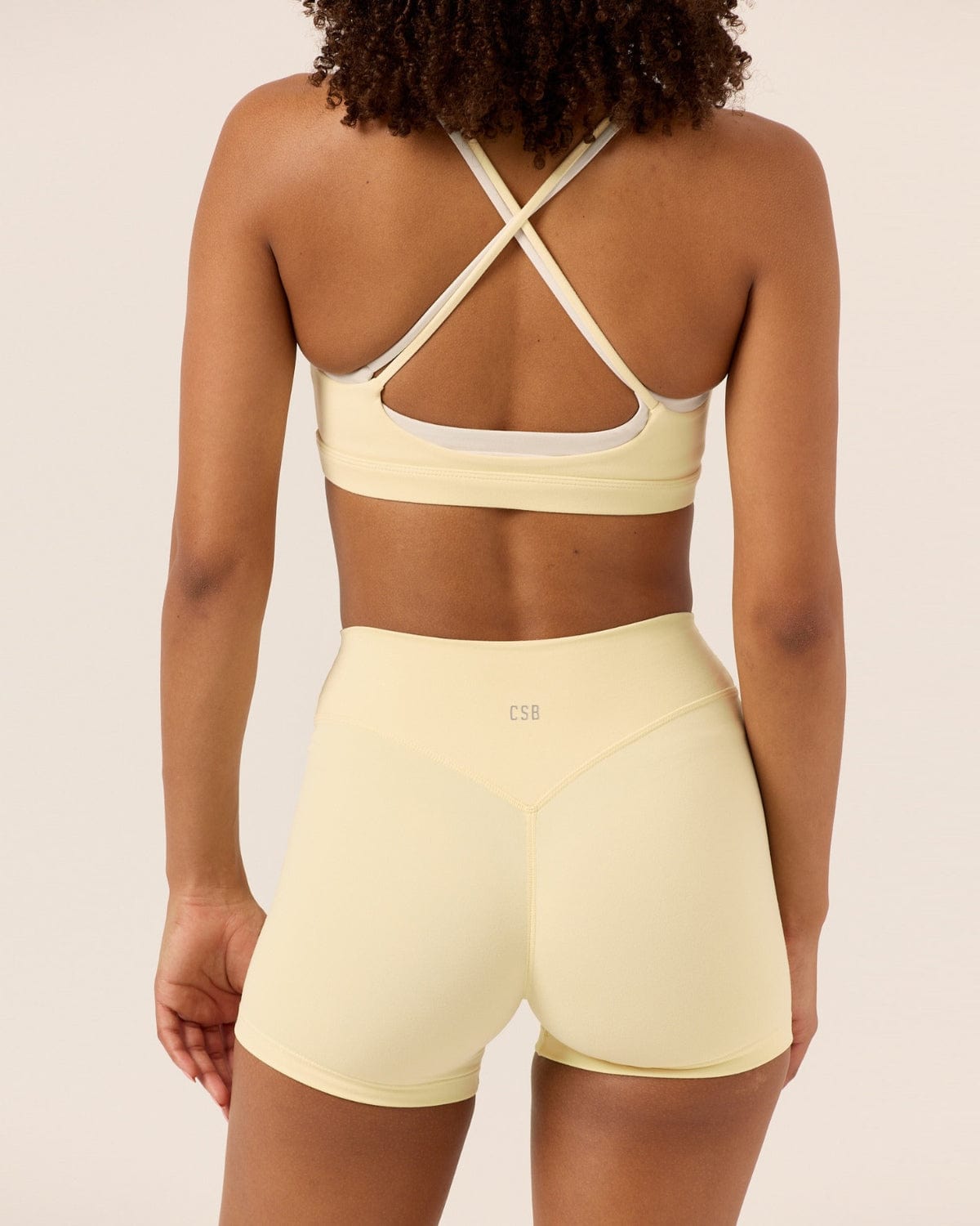 Form Invisible Scrunch Shorts 4" | Butter
