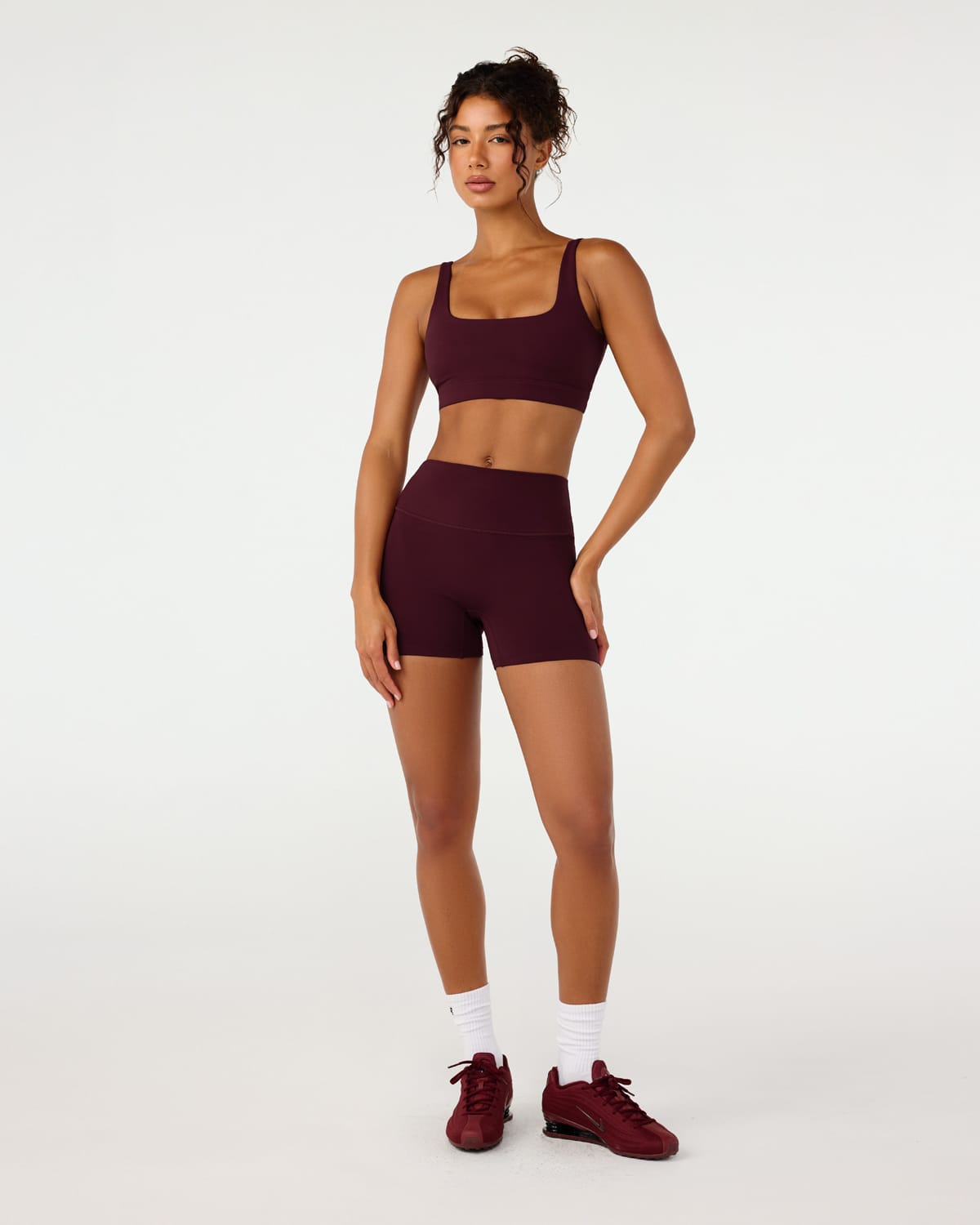 Serenity Soft Invisible Scrunch Shorts 4" | Wine