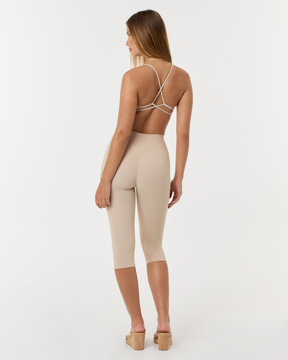 Form Invisible Scrunch Capri Leggings | Fawn