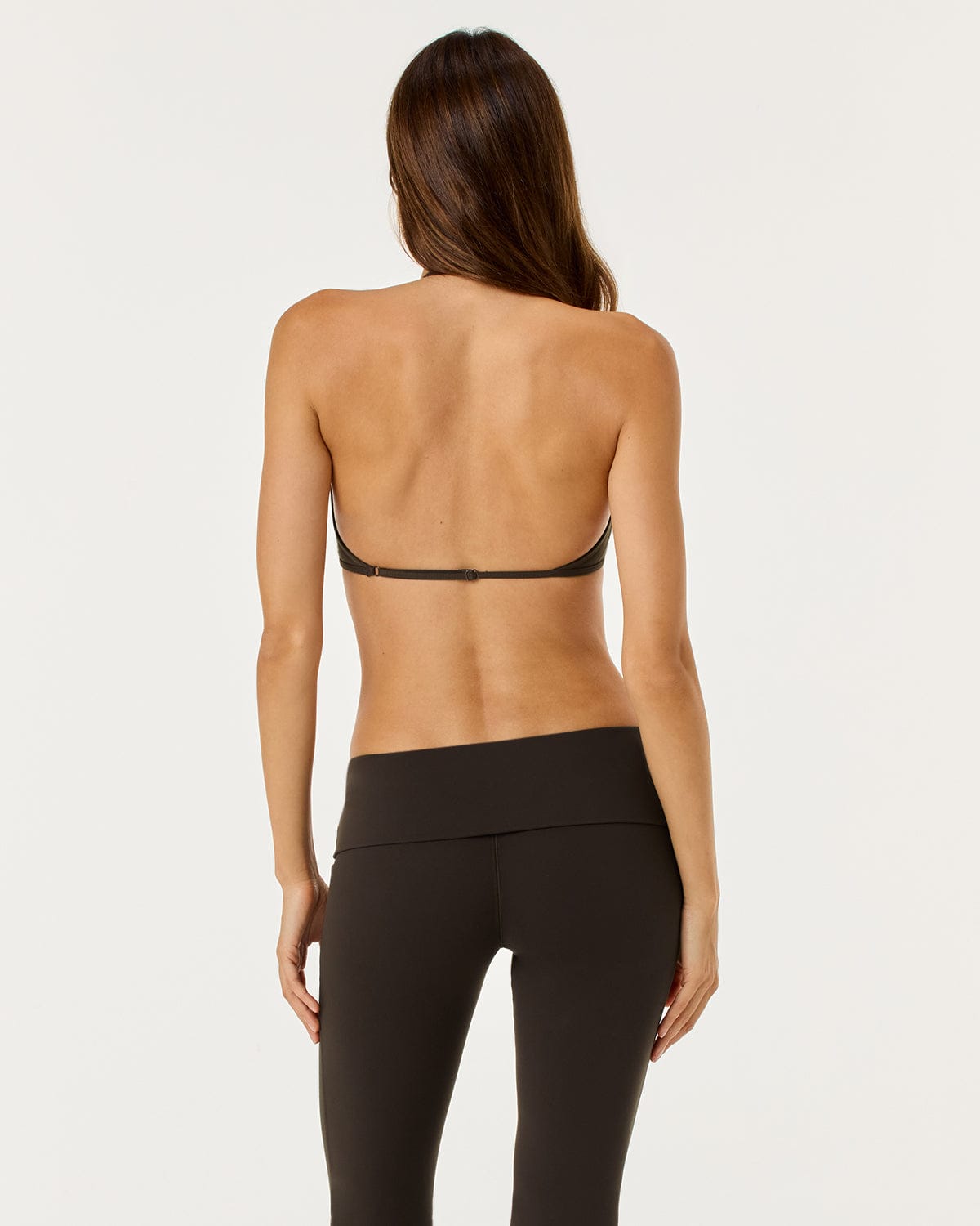 Form Micro Halter V Crop | Dark Chocolate