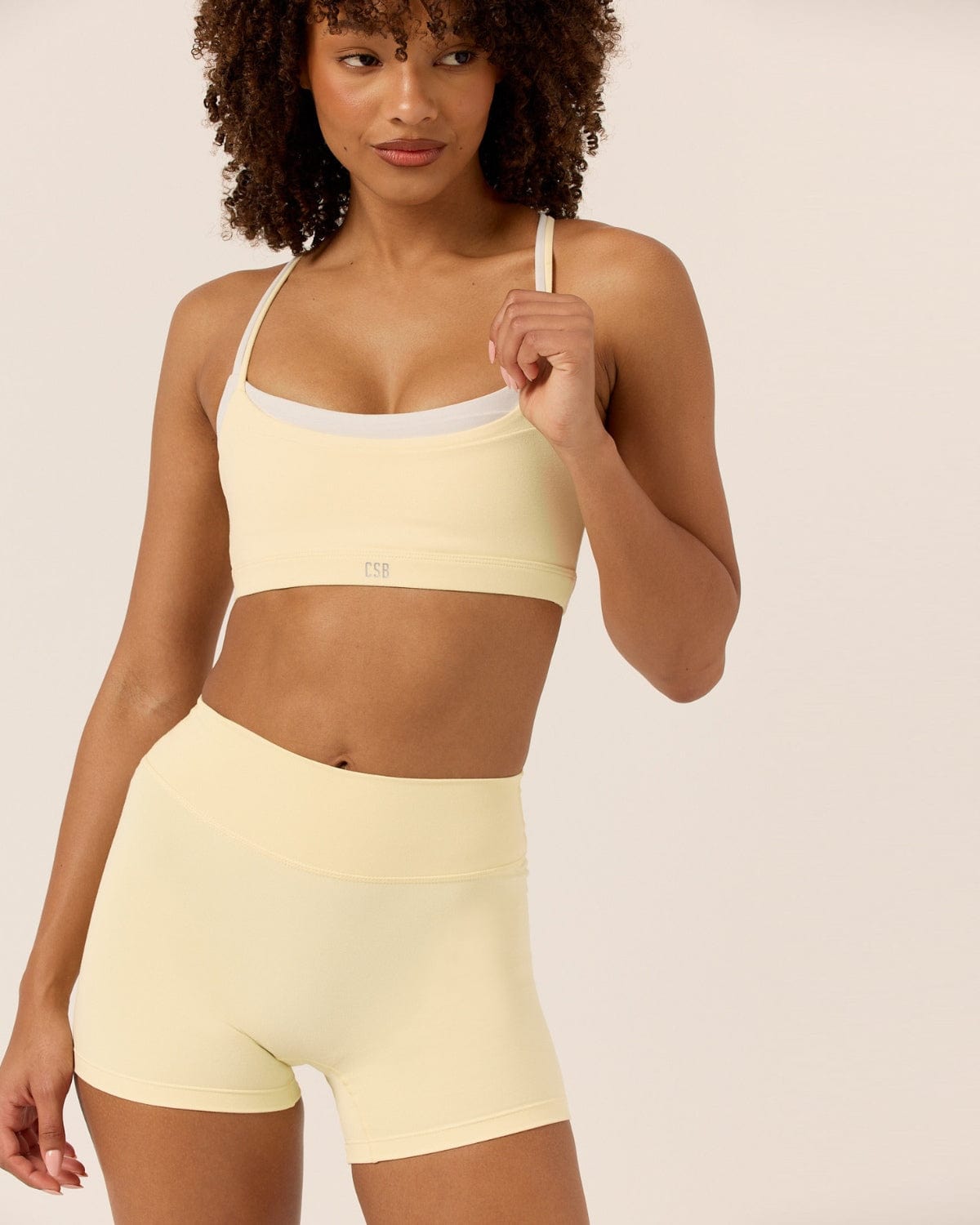 Form Invisible Scrunch Shorts 4" | Butter
