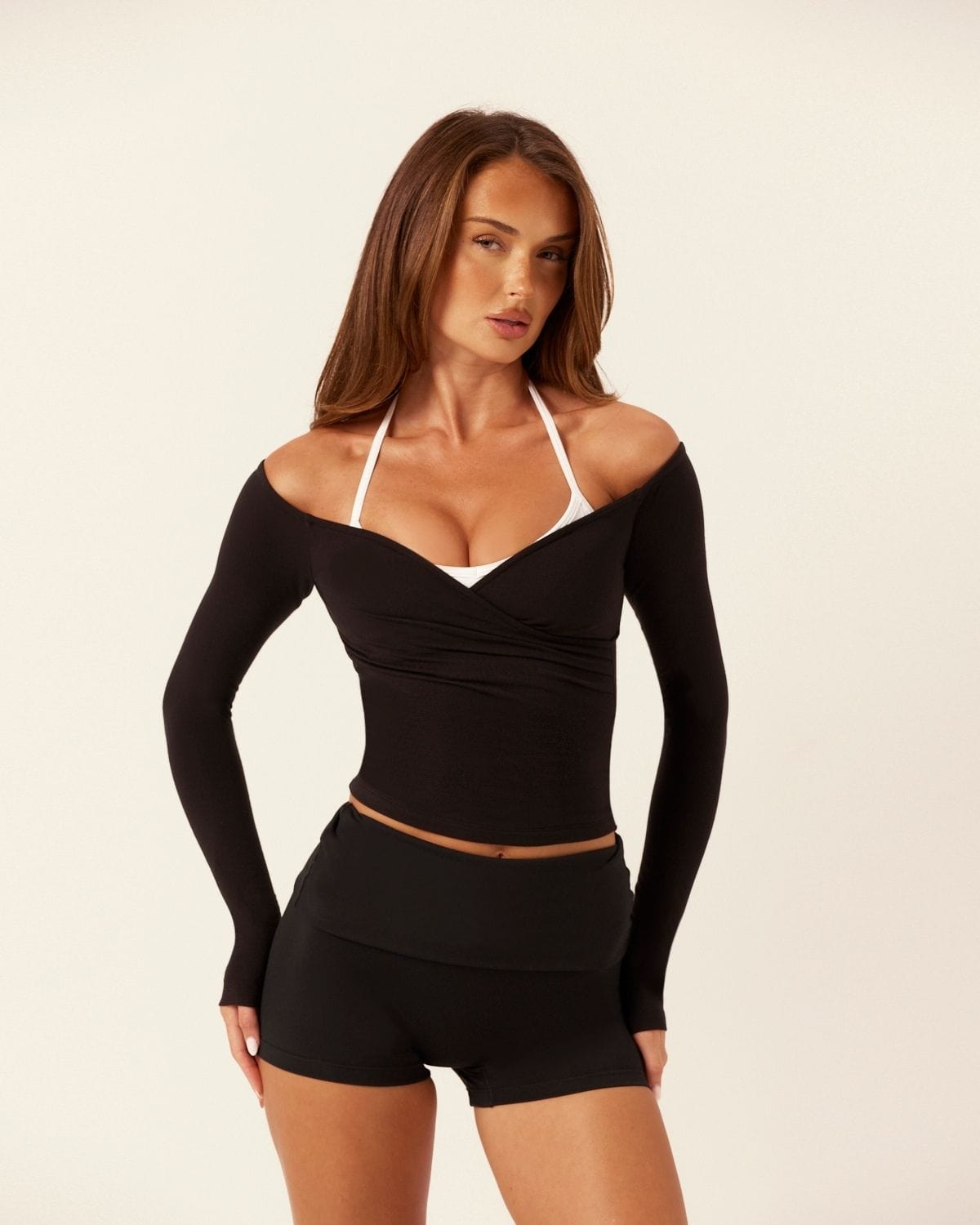 Form Invisible Scrunch Fold Over Shorts 3