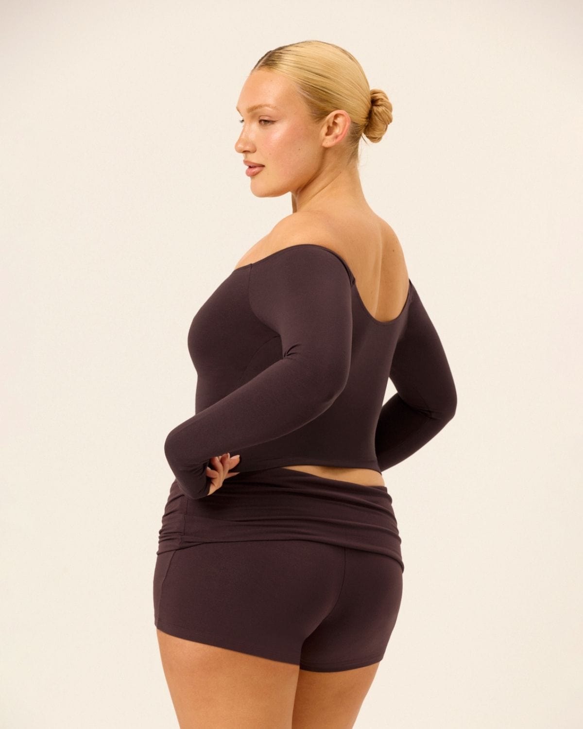 Off Shoulder Leisure Top | Espresso