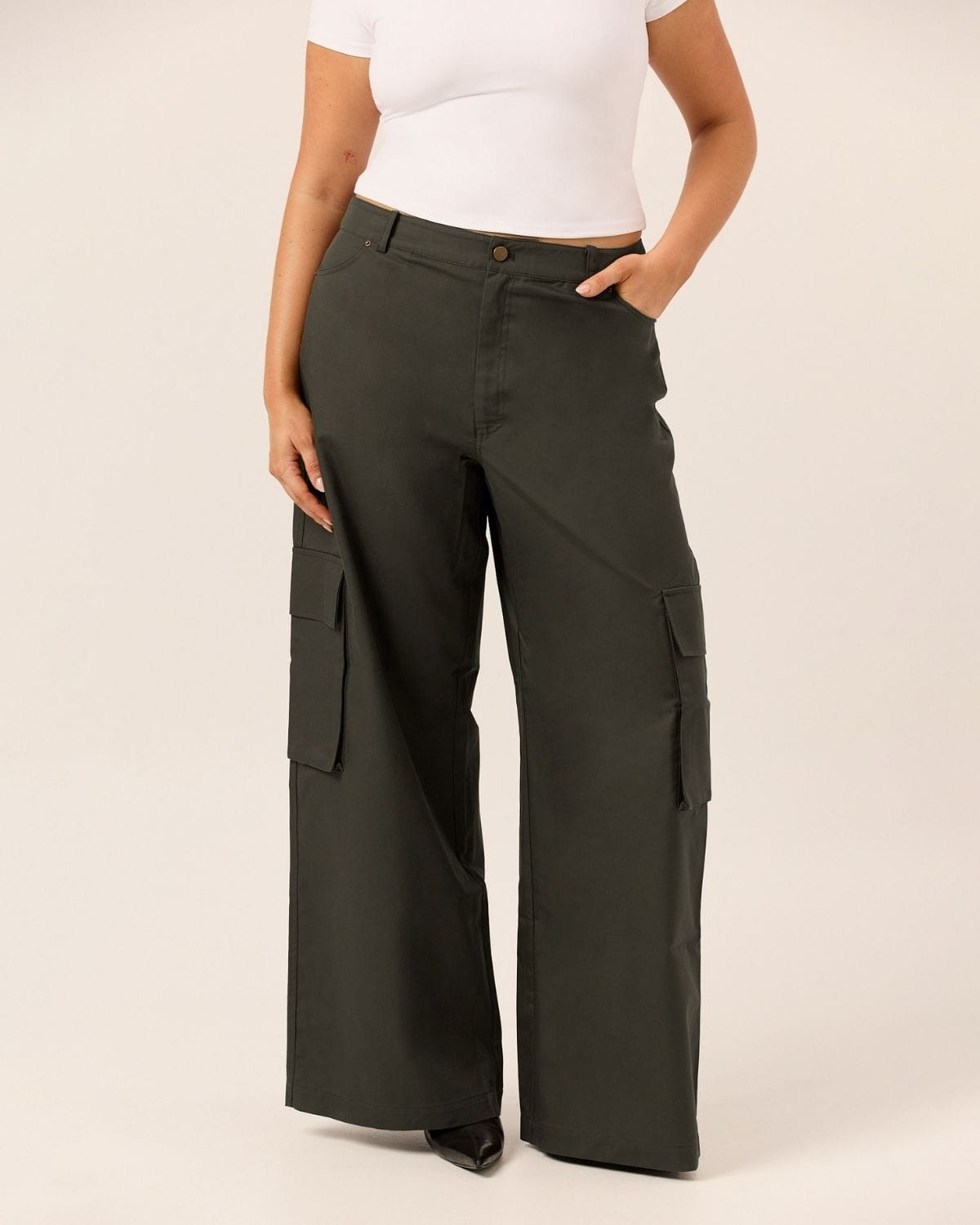 Wide Leg Cargo Pants | Deep Olive
