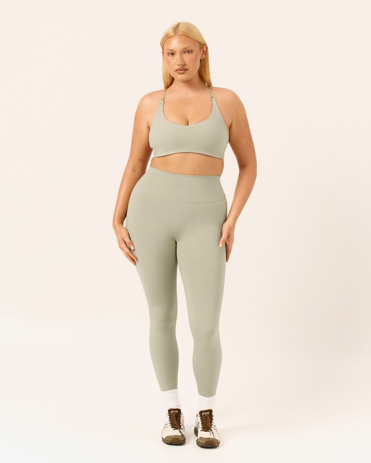 Serenity Invisible Scrunch Leggings | Sage