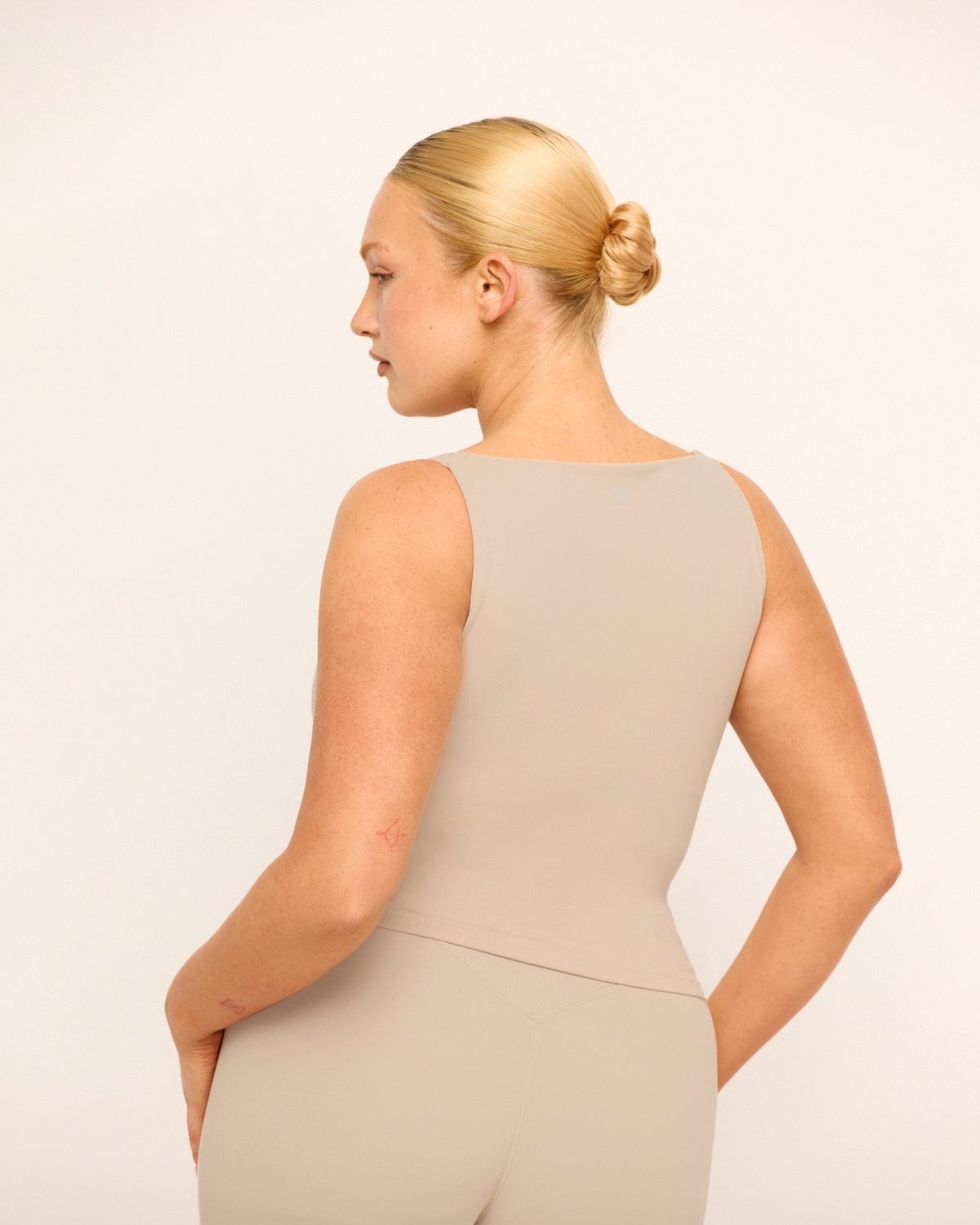 Form Scoop Tank | Fawn