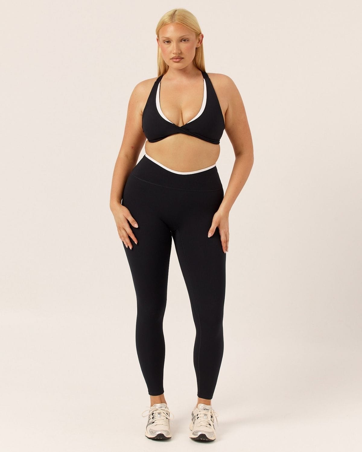 Serenity Dip Leggings | Two Tone