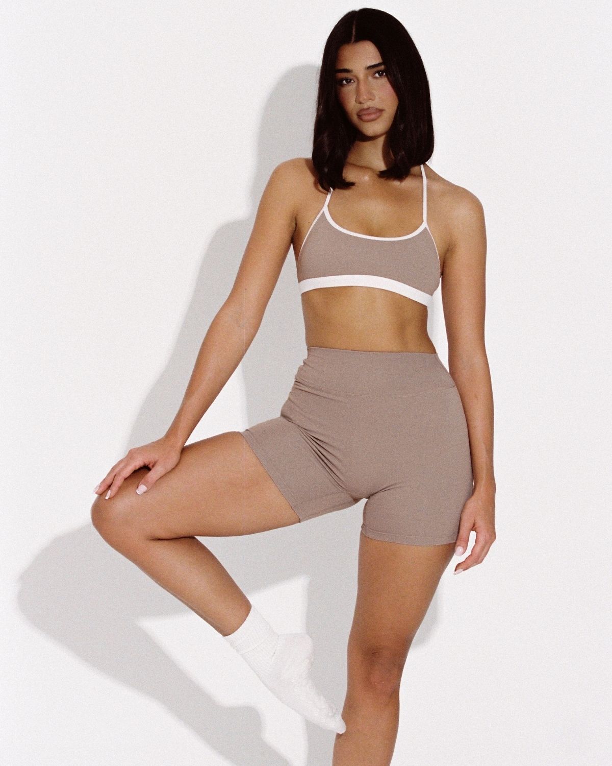 【CSB】FORM AVA CROP Sサイズ Form Ava Crop | Latte Two Tone