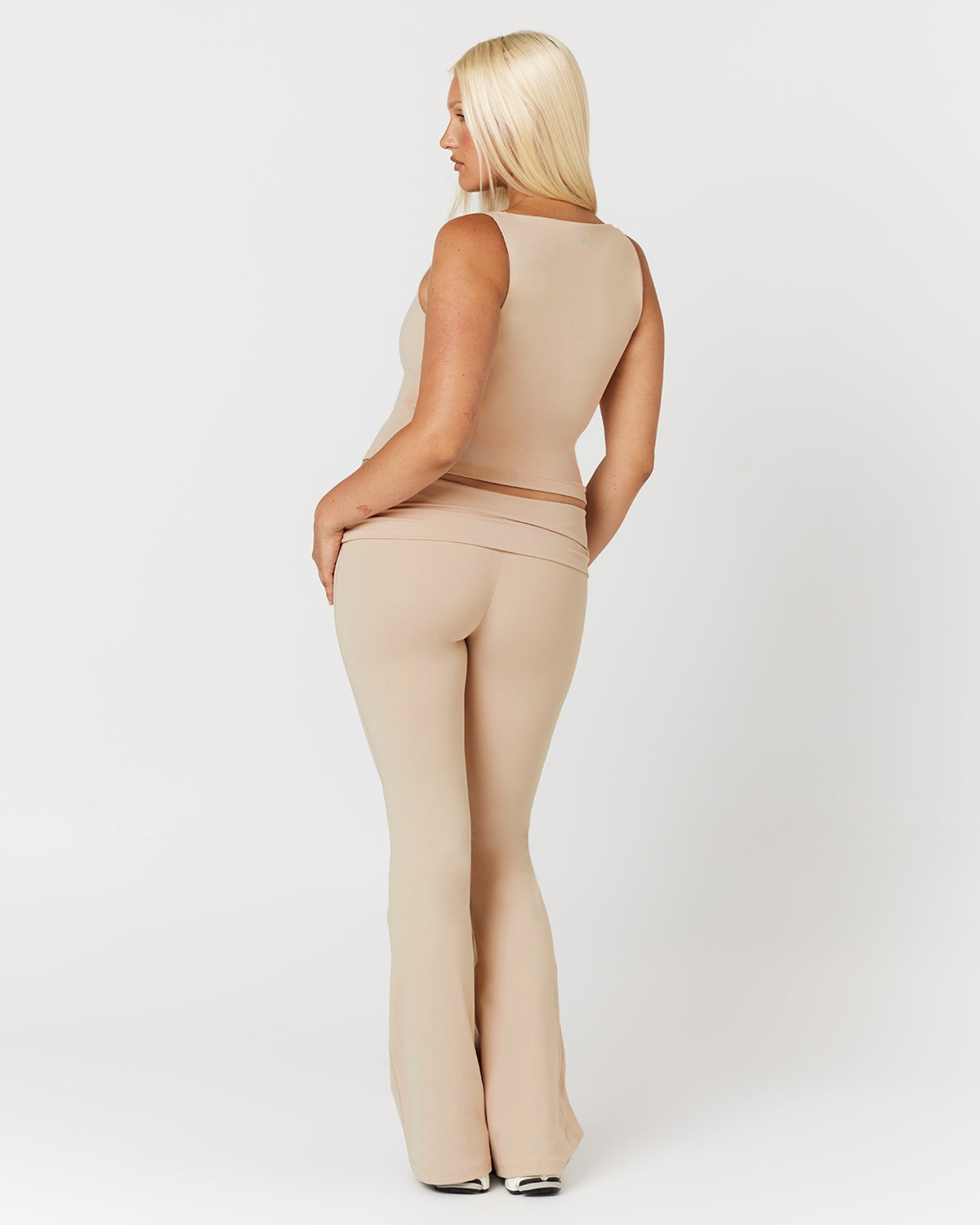 Form Invisible Scrunch Flare Fold Over Leggings | Fawn
