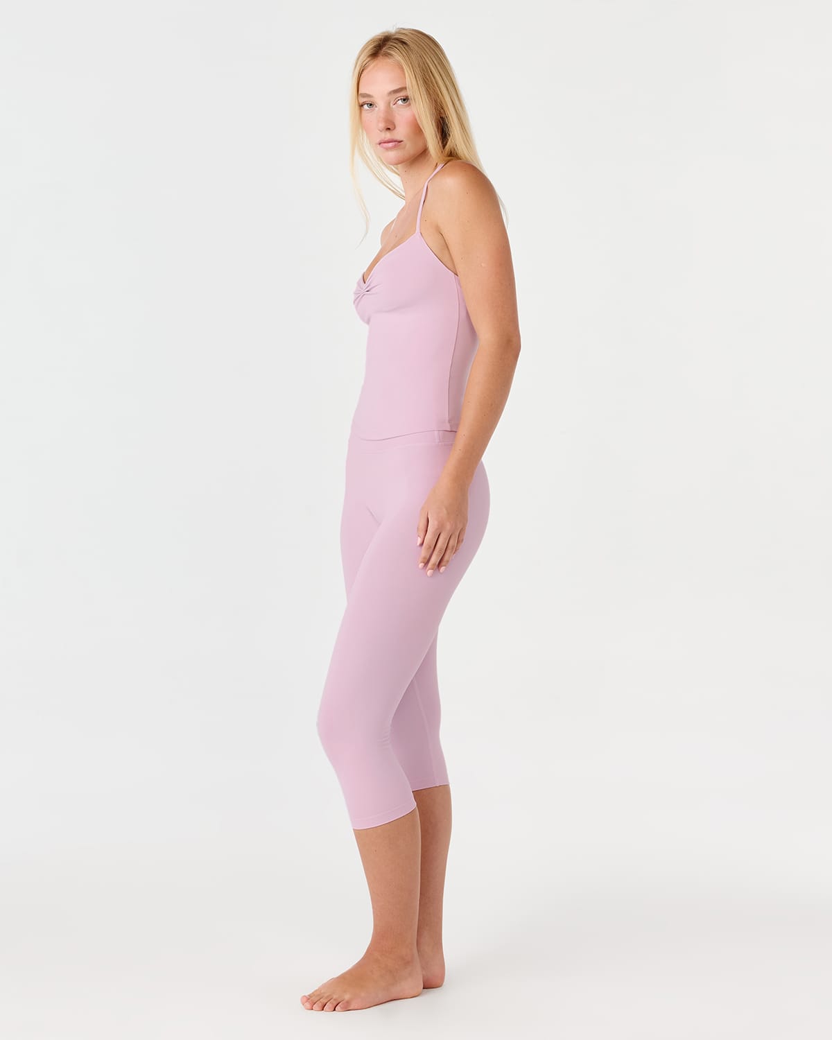 Form Invisible Scrunch Capri Leggings | Lilac